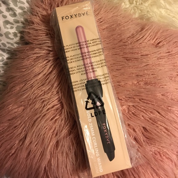 FoxyBae 25 mm Curling Wand - Picture 1 of 3
